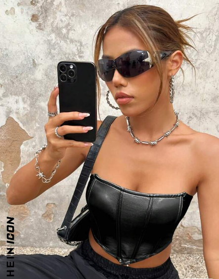 SHEIN ICON Top tubo de cuero de PU con dobladillo hanky