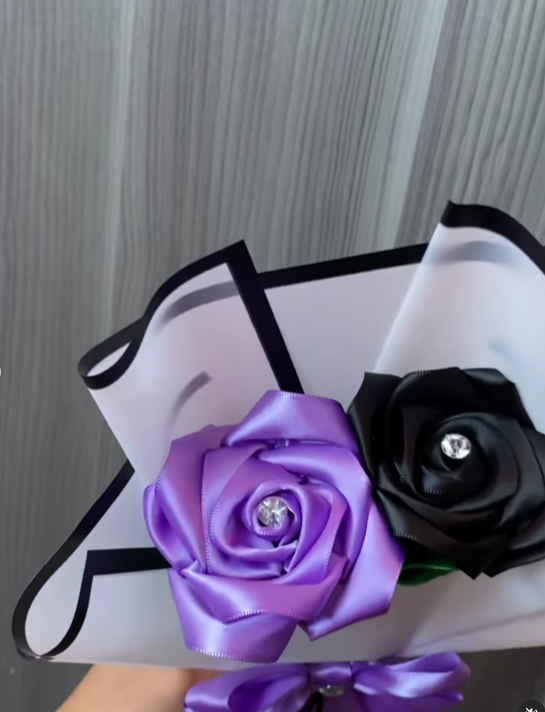 2 rosas eternas
