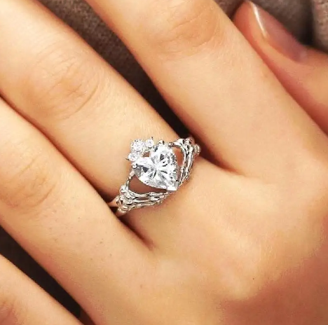Heart sterling silver ring