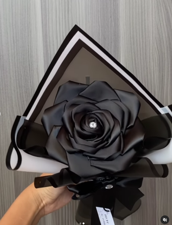 1 rosa grande eterna