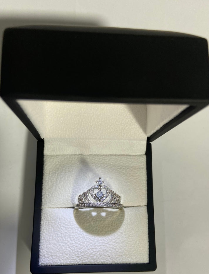 Luxury cristal ring