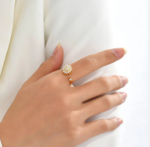 Anillo girasol ajustable