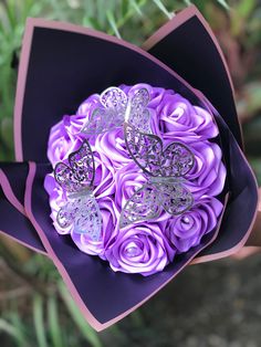 12 rosas eternas