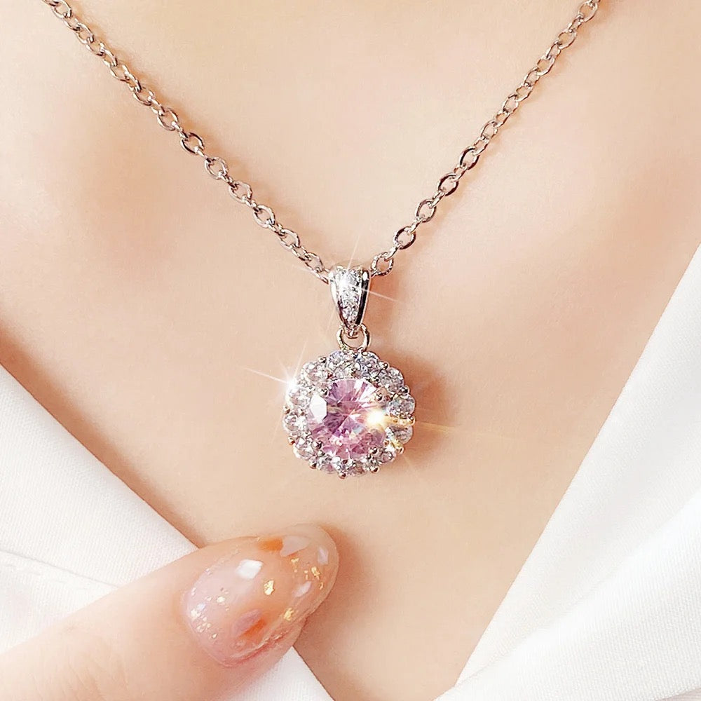 Silver rose necklace