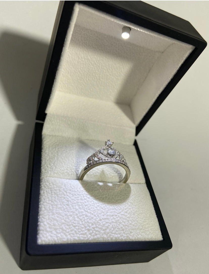 Luxury cristal ring