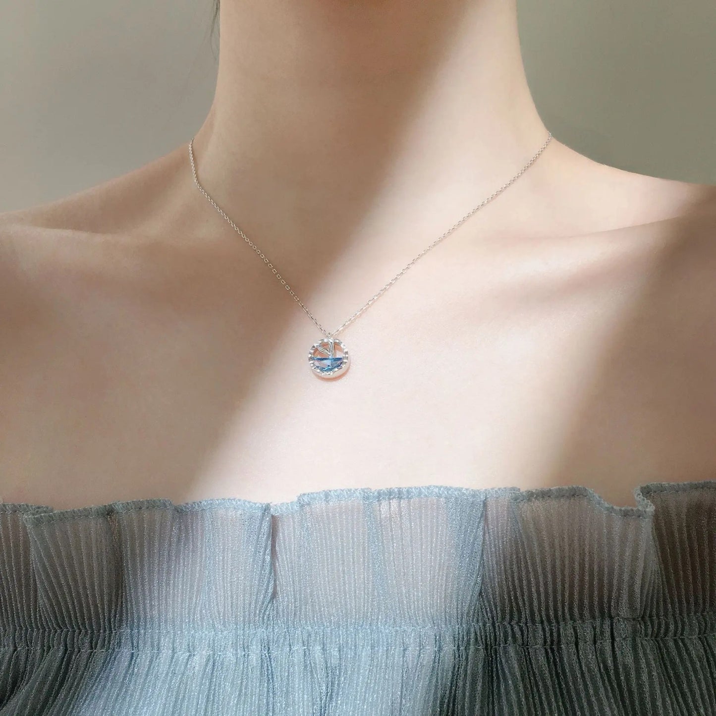 SILVER NECKLACE SIREN
