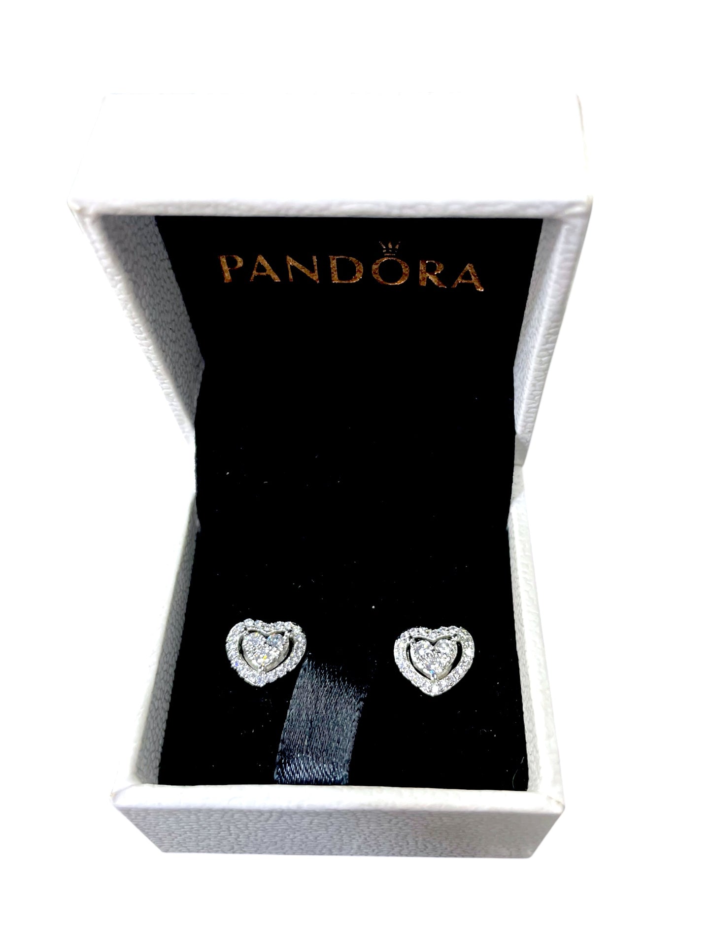 Dainty heart zircon