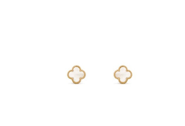 Aretes trebol blanco
