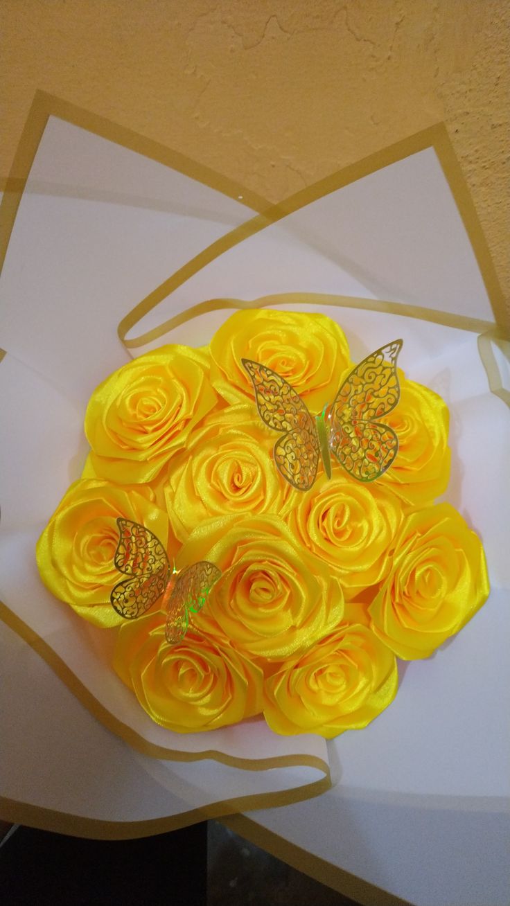 10 rosas eternas