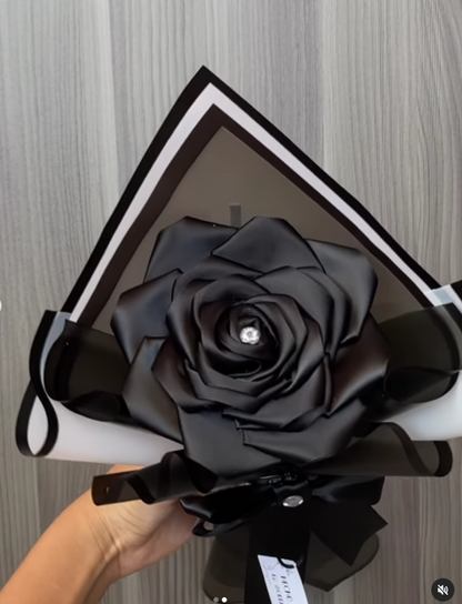 1 rosa grande  eterna