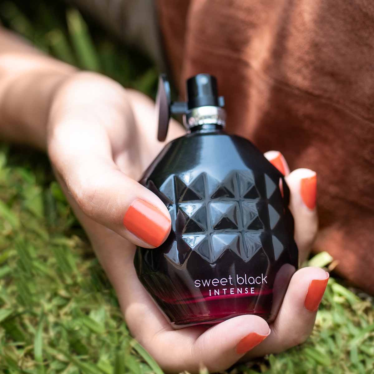 Perfume De Mujer Sweet Black Intense