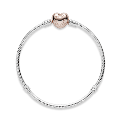 Brazalete Pandora Moments cadena de serpiente con broche de corazón