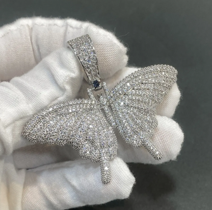 FLY AWAY NECKLACE