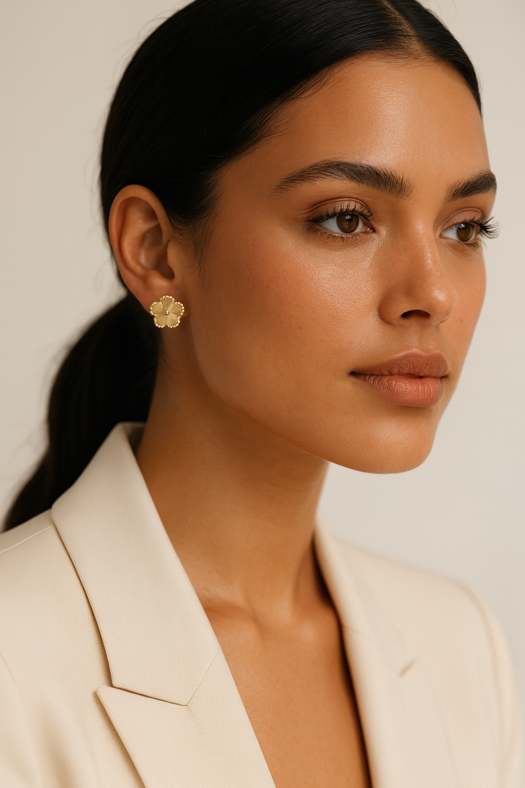 Aretes trebol dorado