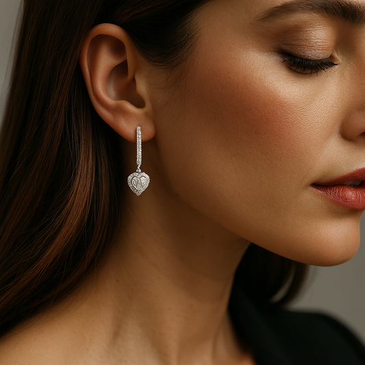 Pendientes de botón con forma de corazón colgante blanco
