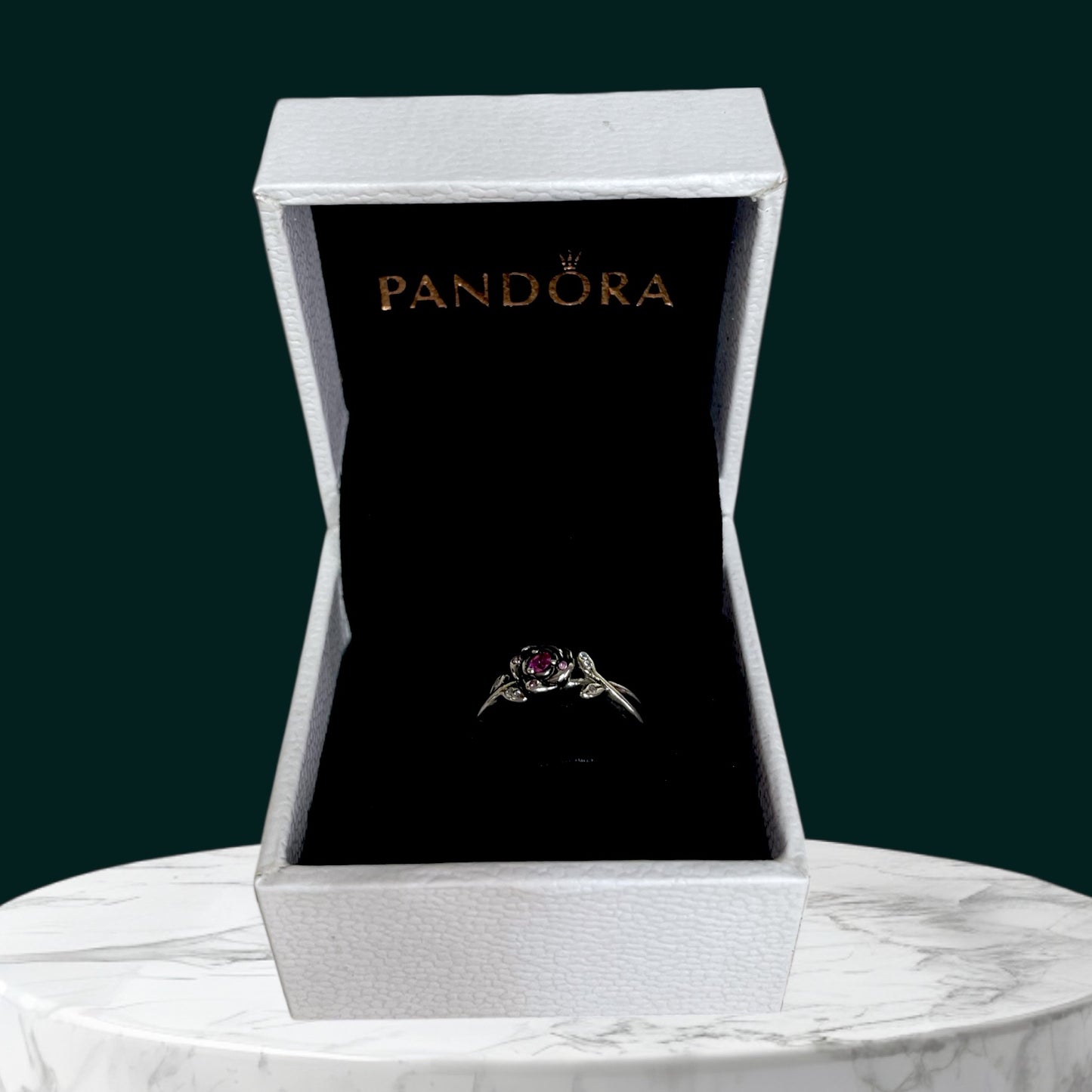 Anillo de rosa de La Bella y la Bestia